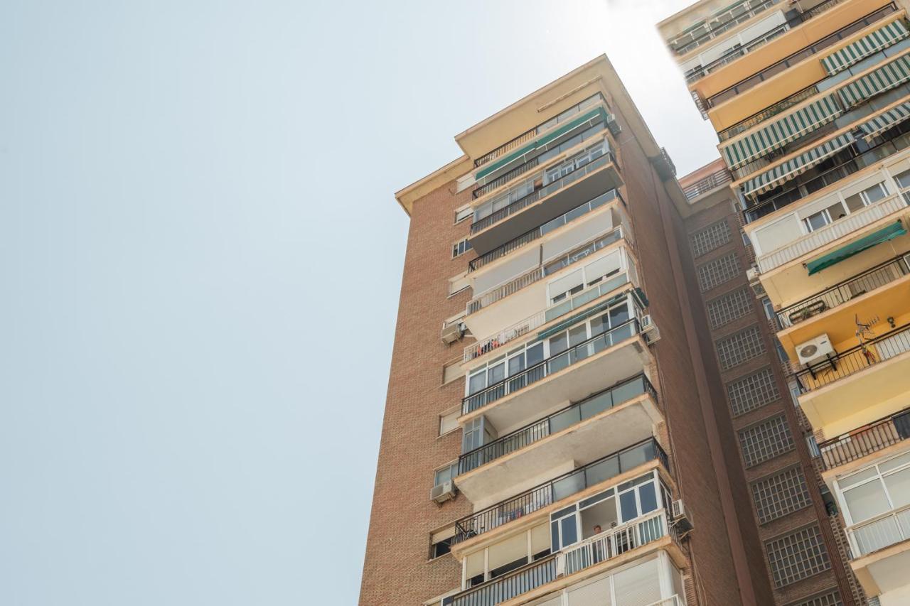 Tuguest Heroe Apartment Málaga Eksteriør billede